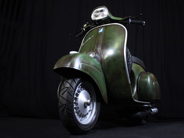 Vorschau: Vespa Sprint Rawstyle Vorschau: Vespa Sprint Rawstyle