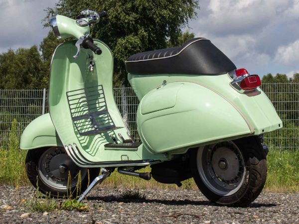 Vorschau: Vespa VNB 244 Verde Pastello Vorschau: Vespa VNB 244 Verde Pastello
