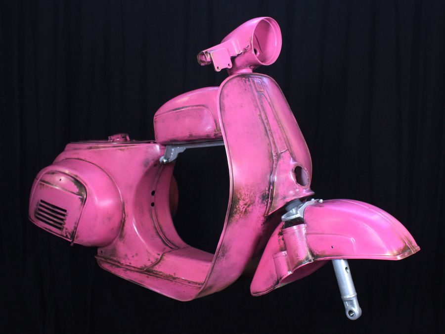 Vespa SS Replica Shocking Pink Rawstyle