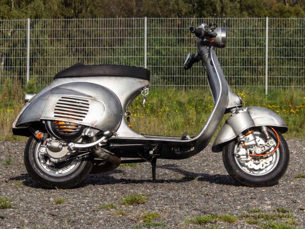 Vorschau: Vespa VNB 306 Mercedes Rawstyle Vorschau: Vespa VNB 306 Mercedes Rawstyle