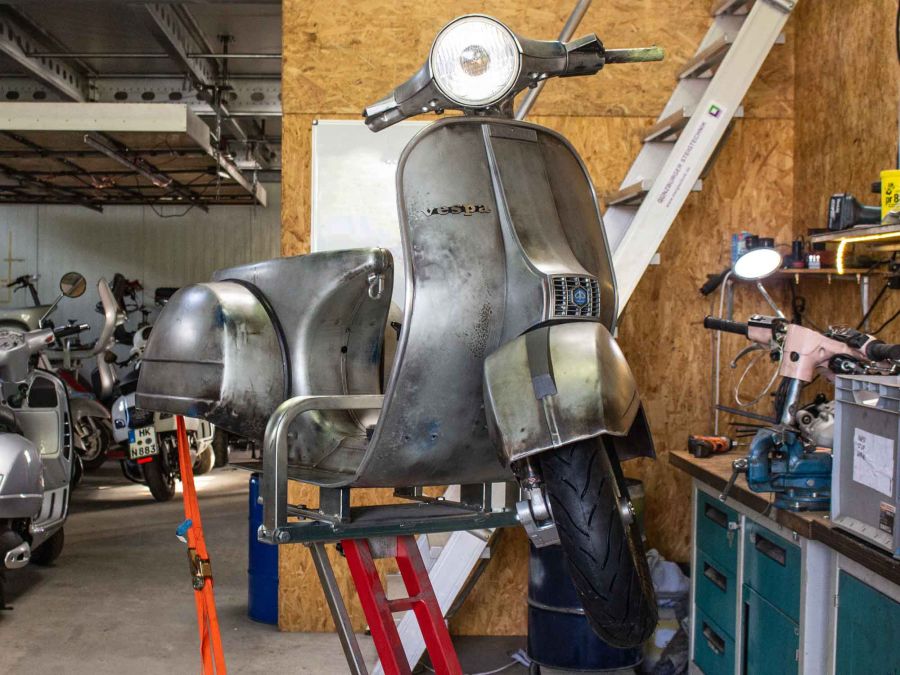 Custom Vespa PX 251 Superlow