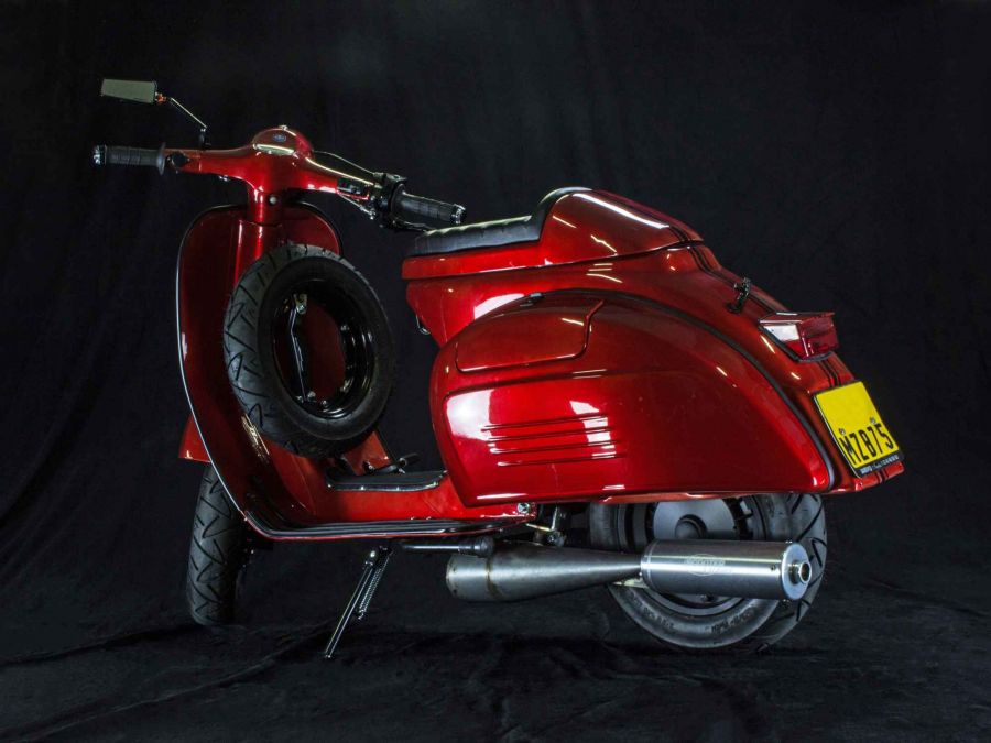 Custom Vespa GTR 125