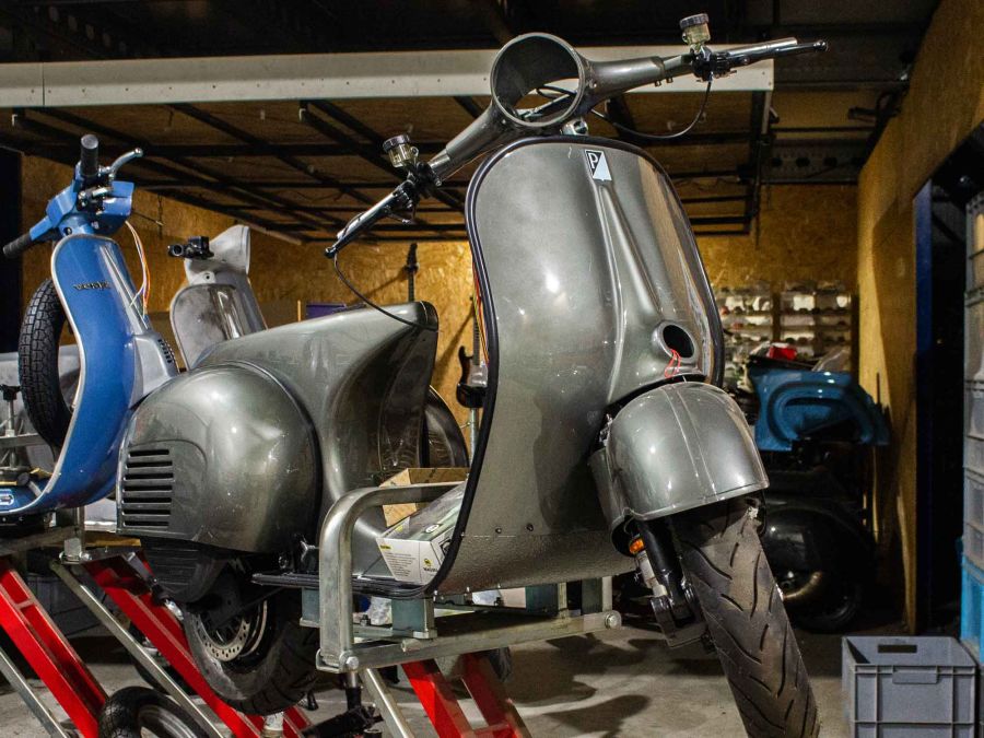 Electric Vespa VNB Classic