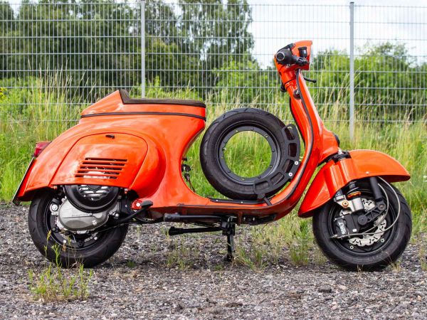 Vorschau: Vespa 200N Orange Vorschau: Vespa 200N Orange
