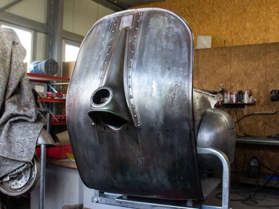 Custom Vespa VNB 306 Rawstyle