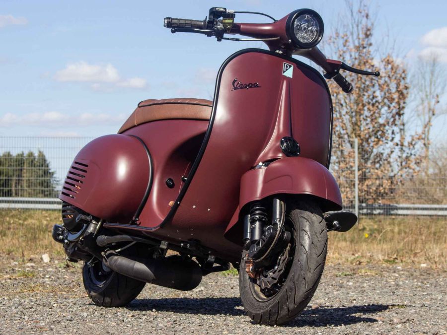 Vespa VNB 244 Schwarzrot