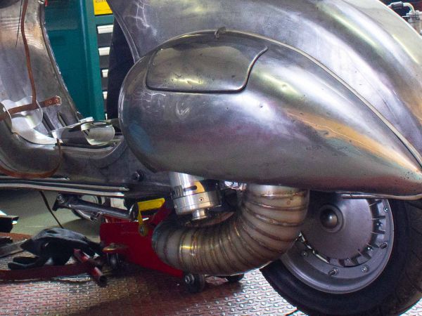 Vespa Rennauspuff Curley Quattrini 244-260