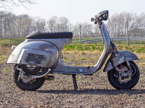 Vorschau: Custom Vespa Superlow Series 306 Vorschau: Custom Vespa Superlow Series 306