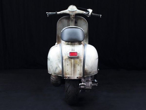 Vorschau: Custom Vespa VNB 260 Grigio Rawstyle Vorschau: Custom Vespa VNB 260 Grigio Rawstyle