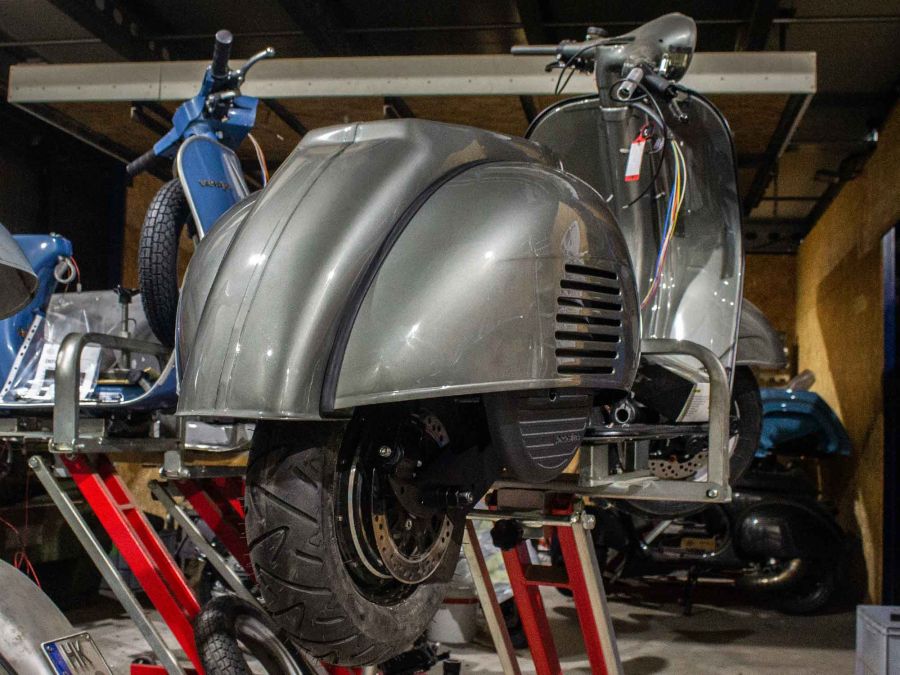 Electric Vespa VNB Classic