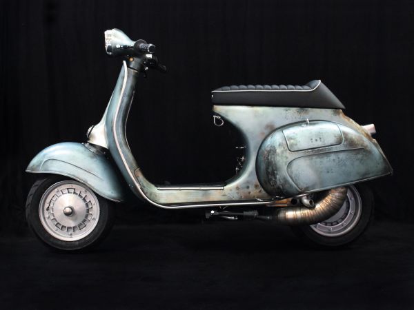 Vorschau: Custom Vespa VNB 260 Azzurro Metallizzato Vorschau: Custom Vespa VNB 260 Azzurro Metallizzato