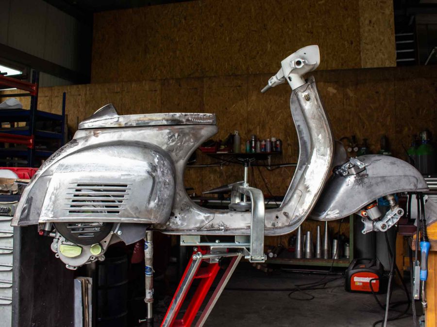 Vespa Sprint custom conversion