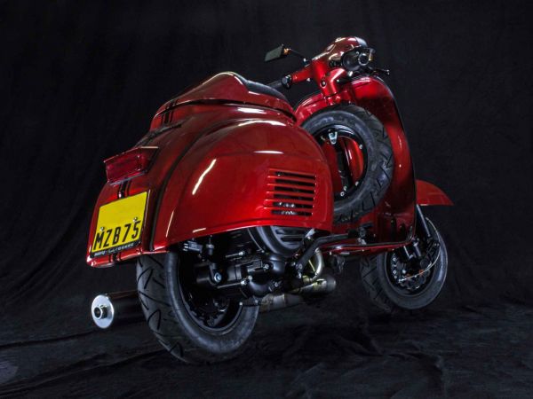Vorschau: Custom Vespa GTR 125 Vorschau: Custom Vespa GTR 125