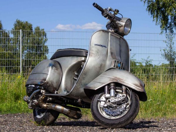 Vorschau: Custom Vespa PX 251 Superlow Vorschau: Custom Vespa PX 251 Superlow