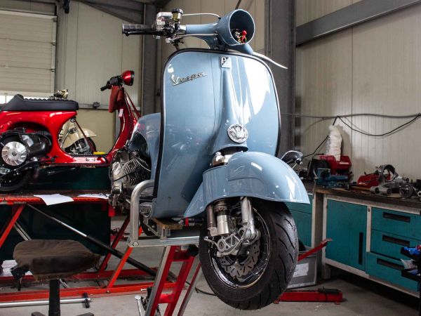 Vorschau: Custom Vespa VNB 190 Vorschau: Custom Vespa VNB 190