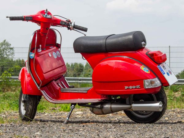Vorschau: Custom Vespa PX 244 rot Vorschau: Custom Vespa PX 244 rot