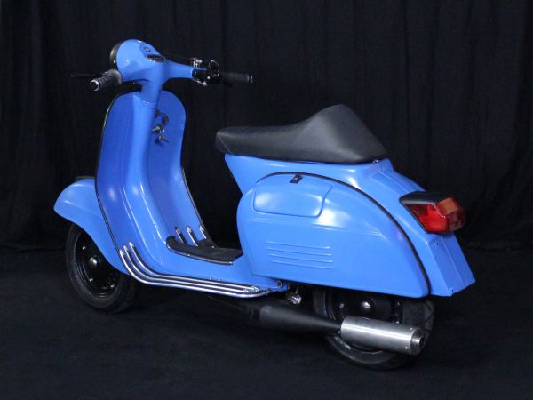 Vorschau: Custom Vespa Sprint 221 Superlow Vorschau: Custom Vespa Sprint 221 Superlow