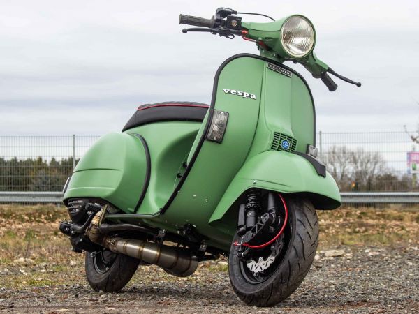 Vorschau: Custom Vespa PX 244 Grün Vorschau: Custom Vespa PX 244 Grün