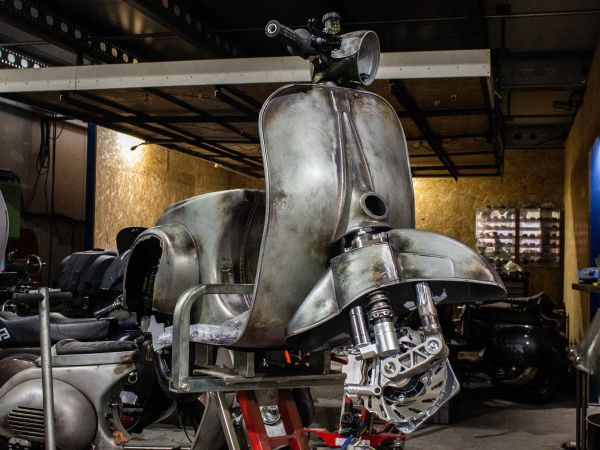 Vorschau: Electric Vespa 125 Rawstyle Vorschau: Electric Vespa 125 Rawstyle