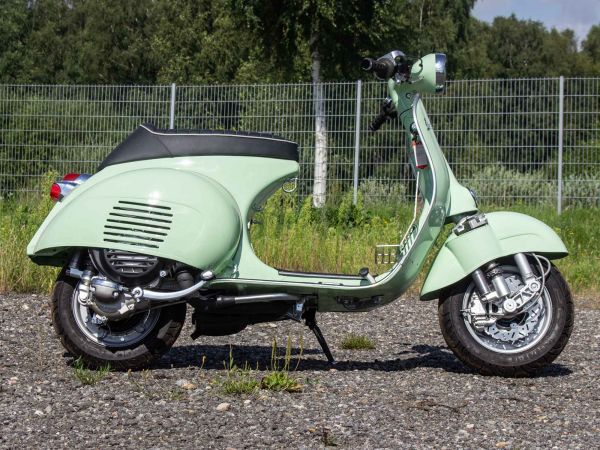 Vorschau: Vespa VNB 244 Verde Pastello Vorschau: Vespa VNB 244 Verde Pastello