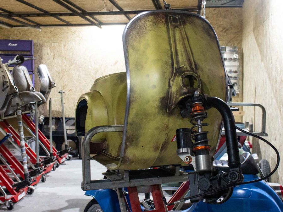 Vespa V50 Rawstyle