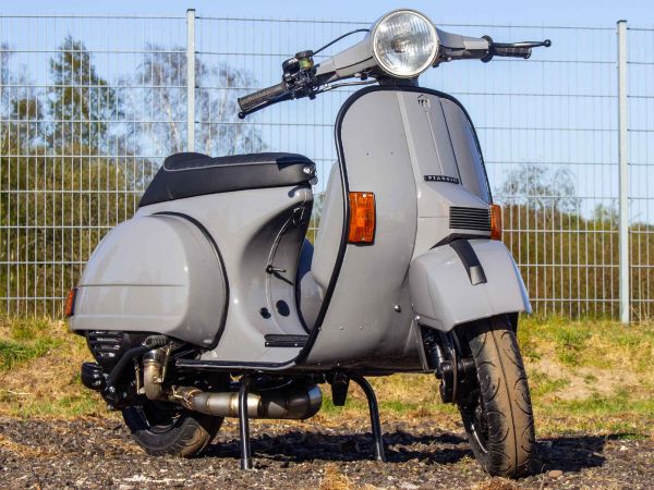 Vorschau: Custom Vespa PX 221 Sport Vorschau: Custom Vespa PX 221 Sport