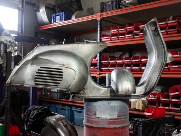 Vorschau: Vespa VNB 306 Mercedes Rawstyle Vorschau: Vespa VNB 306 Mercedes Rawstyle