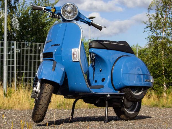 Vorschau: Vespa PX 221 French Blue Vorschau: Vespa PX 221 French Blue