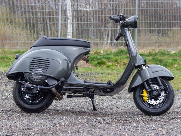 Vorschau: Vespa VNB 125 T5 Grigio Scuro Vorschau: Vespa VNB 125 T5 Grigio Scuro