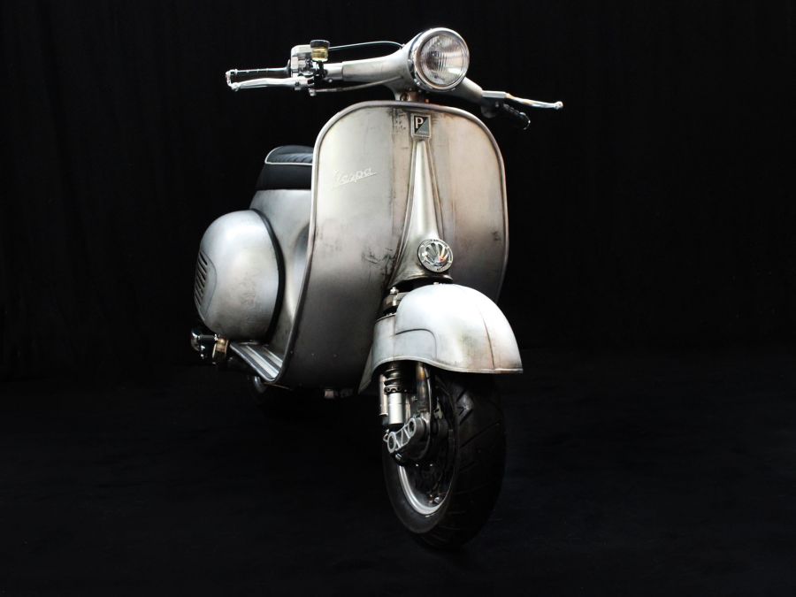 Custom Vespa VNB 244 silver Rawstyle