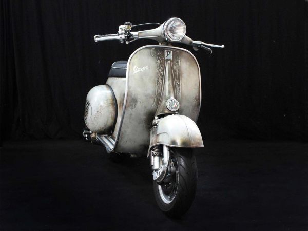 Vorschau: Custom Vespa VNB 260 Grigio Rawstyle Vorschau: Custom Vespa VNB 260 Grigio Rawstyle