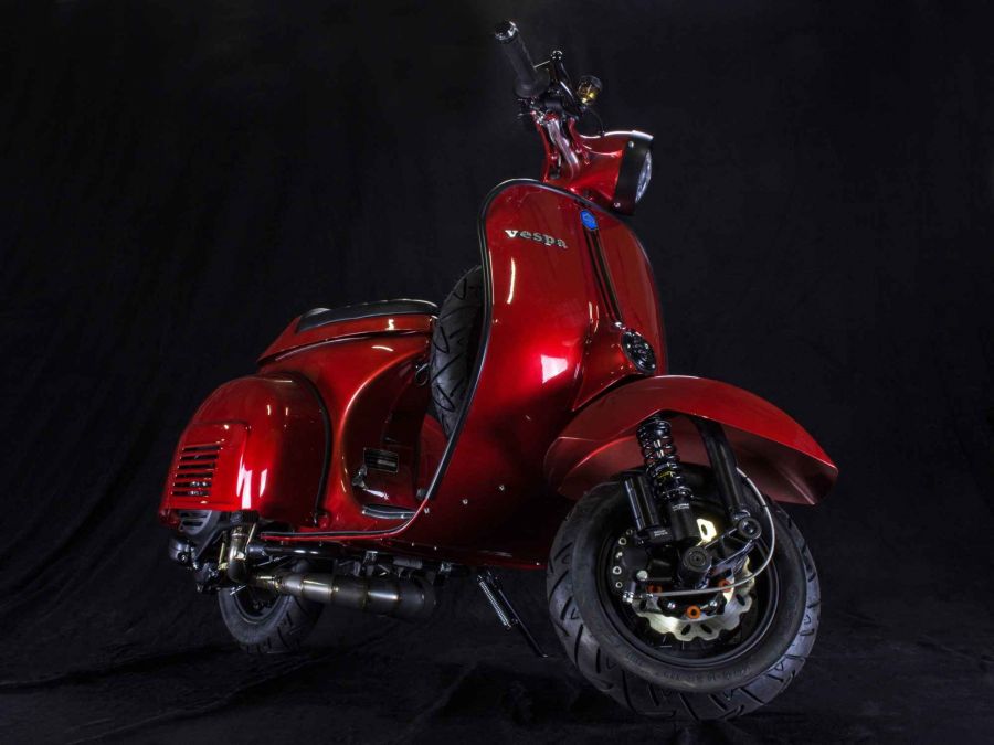 Custom Vespa GTR 125