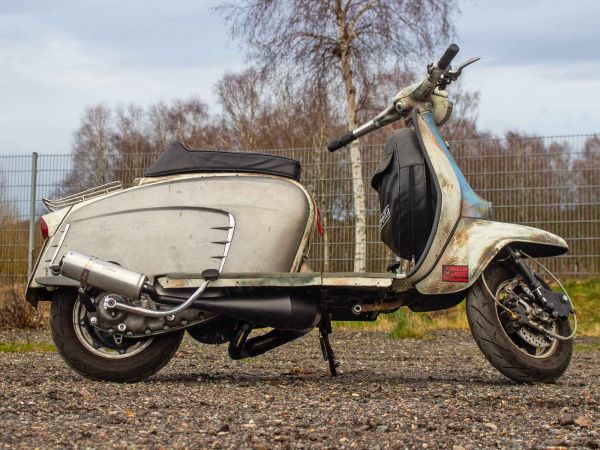 Vorschau: Auspuff Lambretta für Quattrini 210 Vorschau: Auspuff Lambretta für Quattrini 210