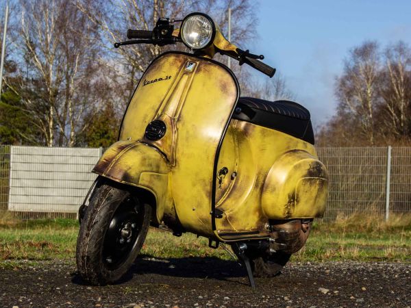 Vorschau: Vespa V50 Rawstyle Vorschau: Vespa V50 Rawstyle