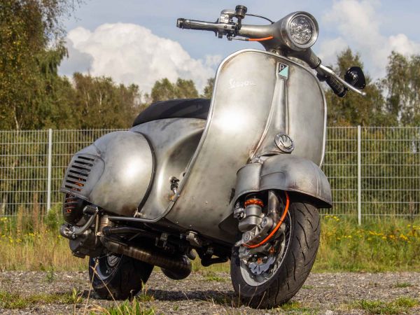 Vorschau: Vespa VNB 306 Mercedes Rawstyle Vorschau: Vespa VNB 306 Mercedes Rawstyle