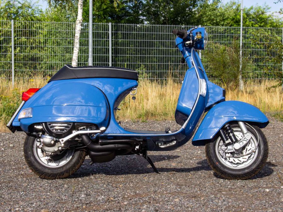 Vespa PX 221 French Blue