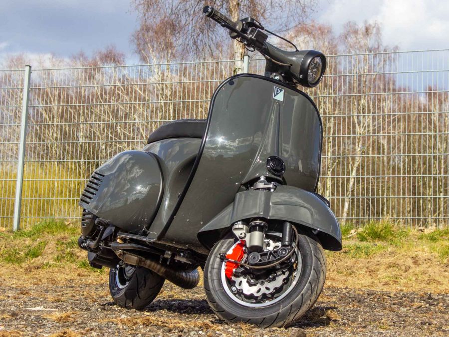 Custom Vespa 306 SCF