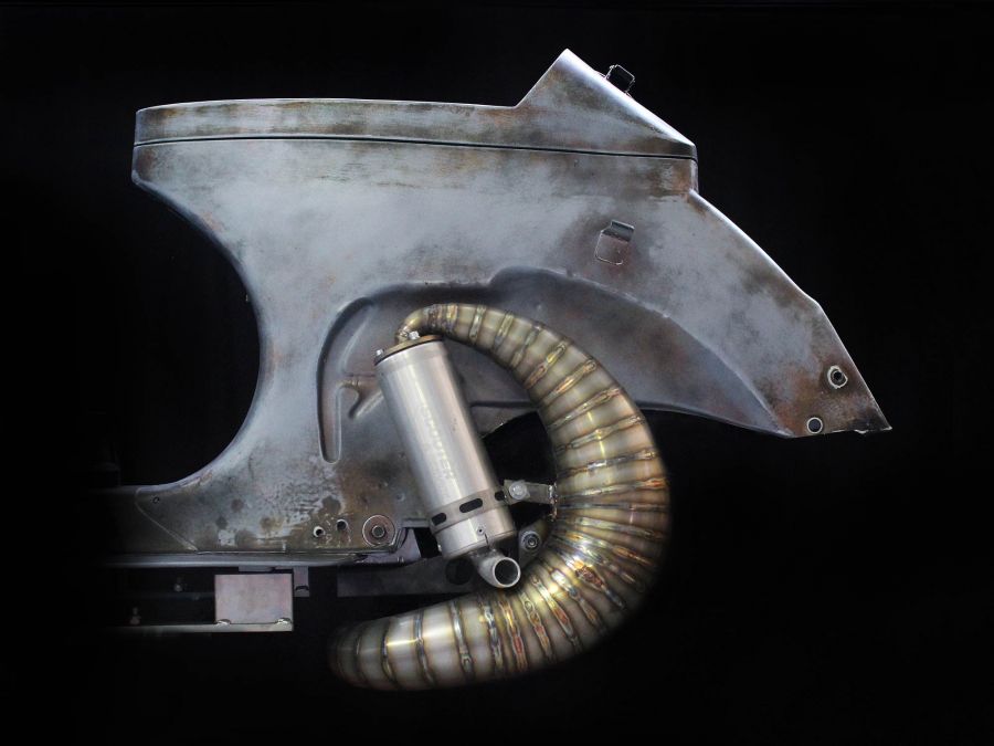 Vespa Rawstyle Lackierung und Rennauspuff-Sonderanfertigung