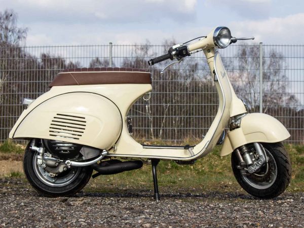 Vorschau: Custom Vespa VNB 125 Avorio 909 Vorschau: Custom Vespa VNB 125 Avorio 909